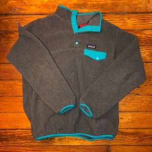Grey Patagonia Synchilla Snap-T Fleece Pullover
